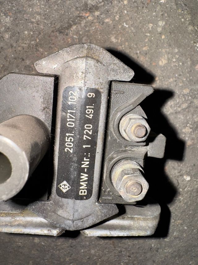 Despiece motor bmw mercedes v12