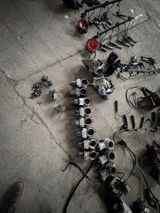 Despiece motor bmw mercedes v12