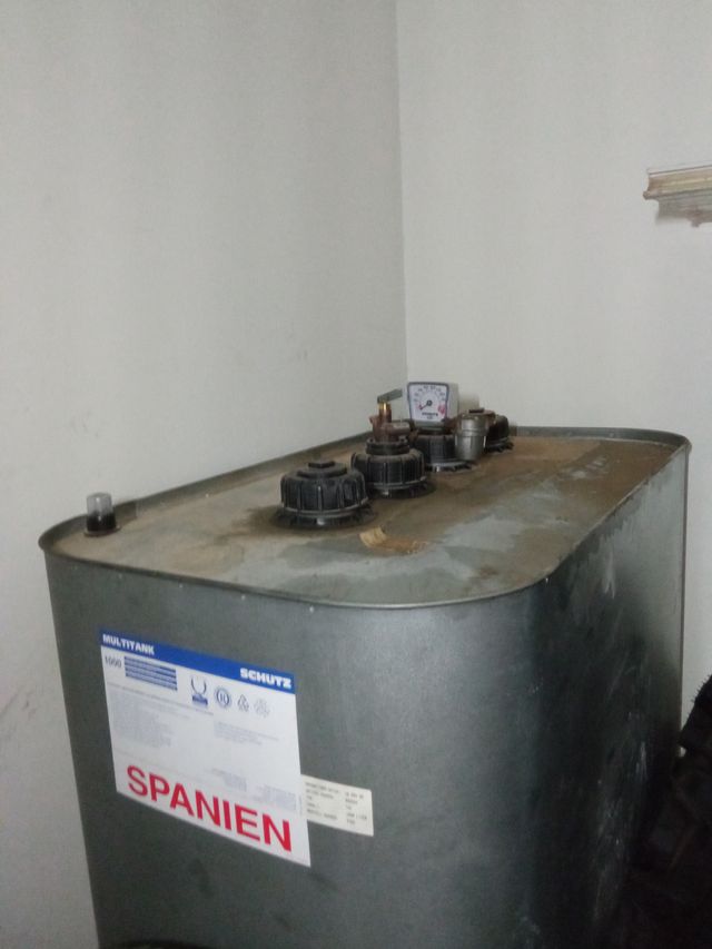 DEPÓSITO DE GASOIL 1000L