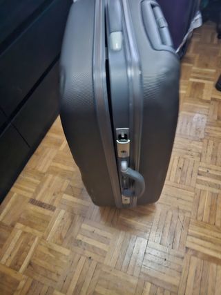 Maletas marca roncato ,son dos,la grande y la medi