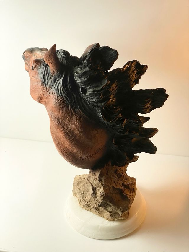 ESCULTURA DE BUSTO DE CABALLO ENRIQUE TÀRRECH