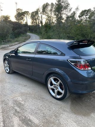 Opel Astra 2005