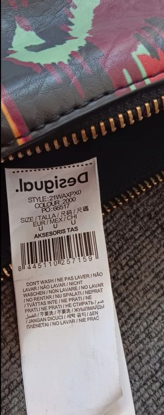 Neceser Desigual Christian Lacroix.NO ES NEGOCIABL