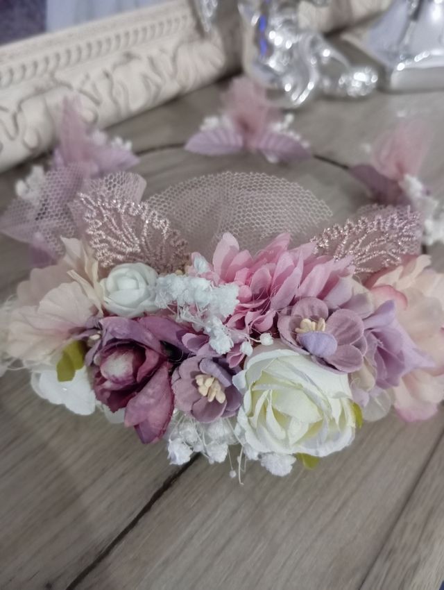 Tocado comunión, mirá mí perfil.