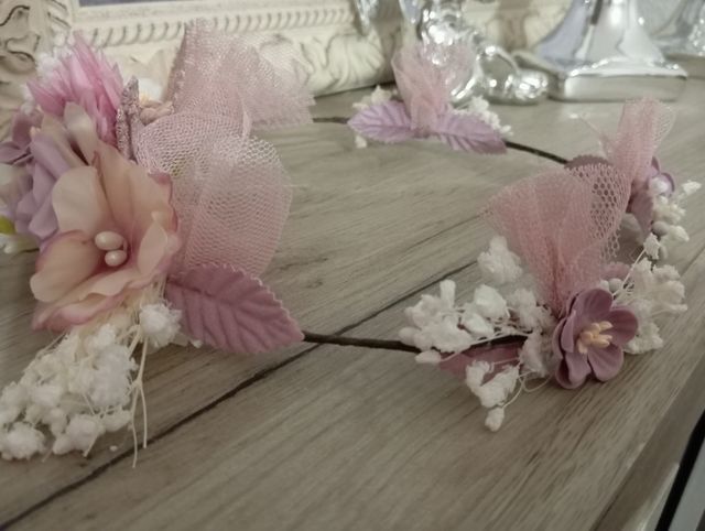 Tocado comunión, mirá mí perfil.