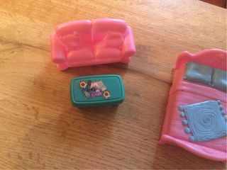 Muebles casita muñecas