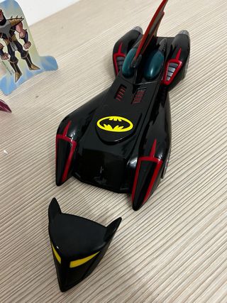 Batmobile auto batman che spara dc comics
