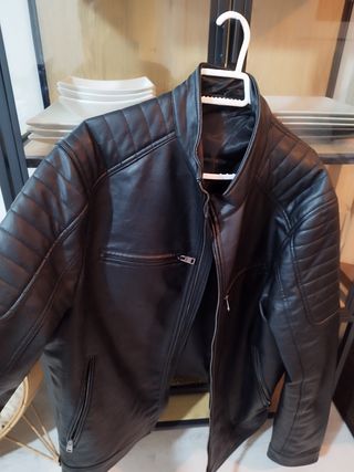 Cazadora Mango piel sintetica
