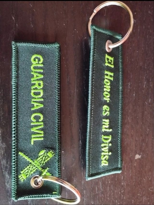 LLAVEROS EL HONOR ES MI DIVISA