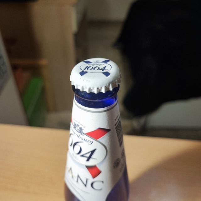 Bottiglia vuota birra Blanc