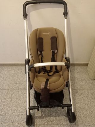 Cochicito bebe Juntos una funda para el Lluvia.