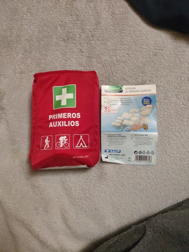 Botiquín primeros auxilios