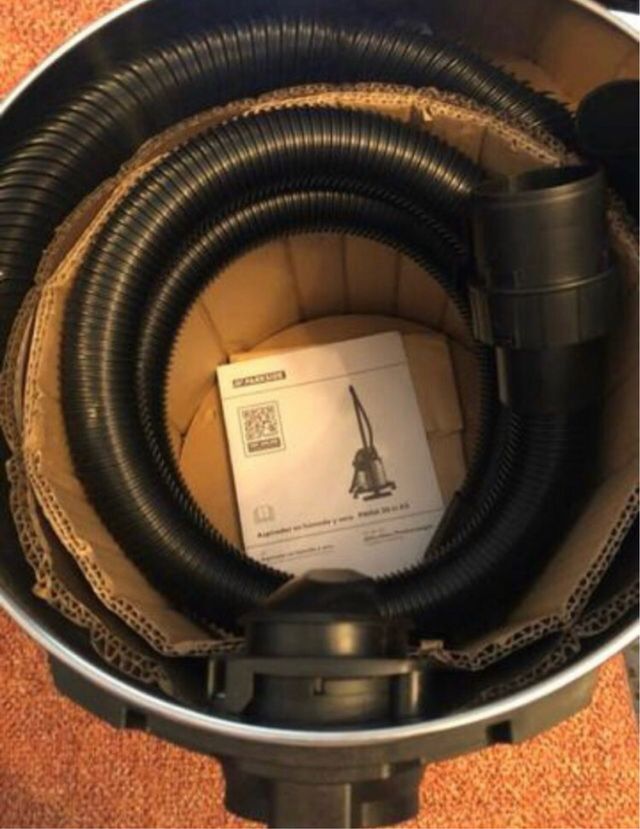 Aspiratore ricaricabile a secco e umido