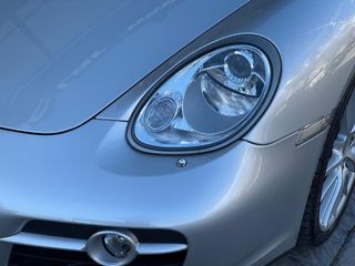 PORSCHE Cayman -