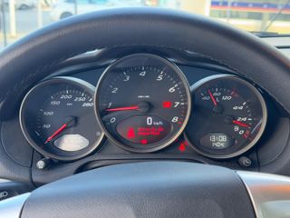 PORSCHE Cayman -