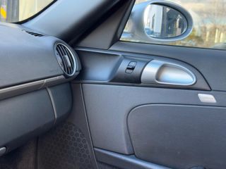 PORSCHE Cayman -
