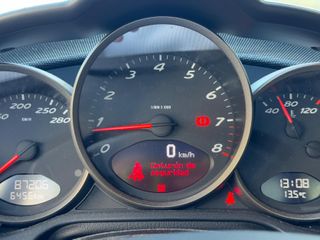 PORSCHE Cayman -