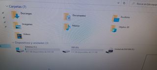 Pantalla y ordenador 