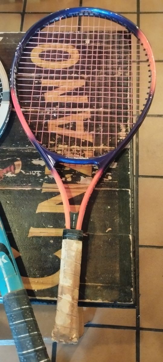 Lote de raquetas antiguas.