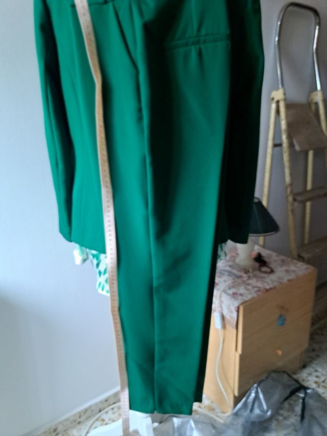 Tuta pantalone da donna americana