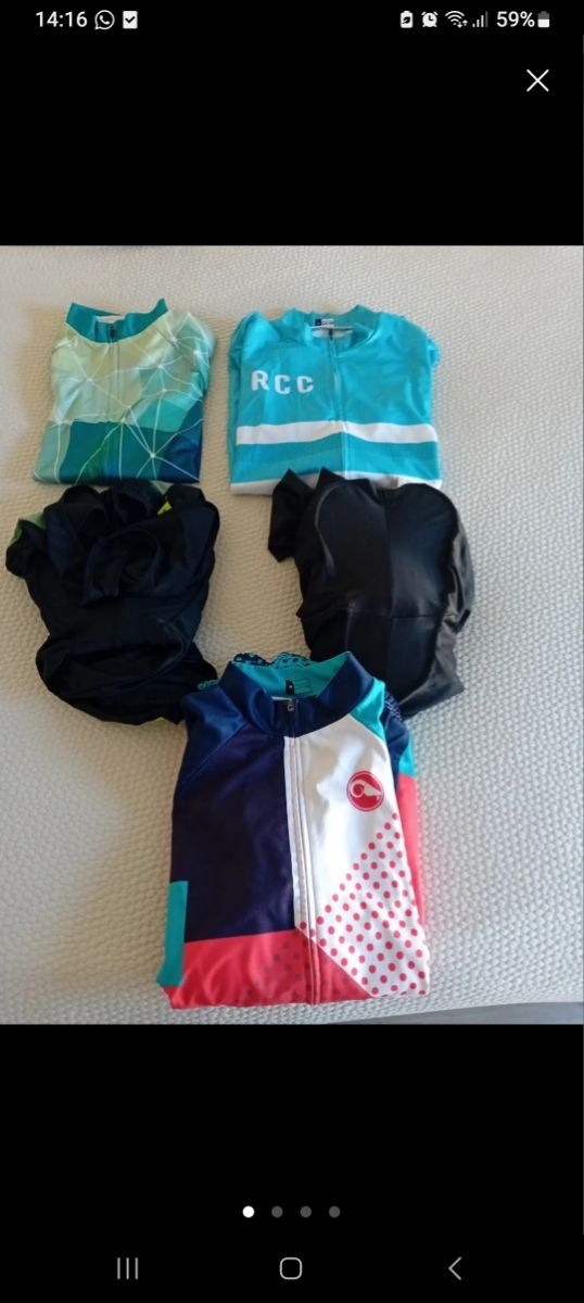 Se venden 10 maillot y 5 coullotte