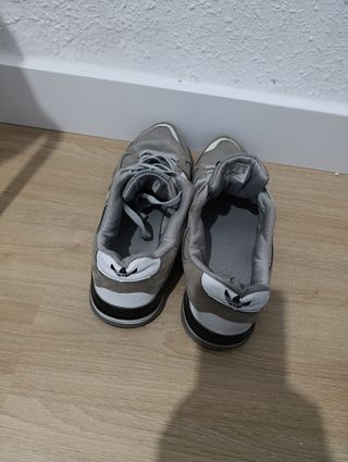 Zapatillas deportivas 