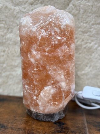 Lámpara de Sal del Himalaya con Base de Madera