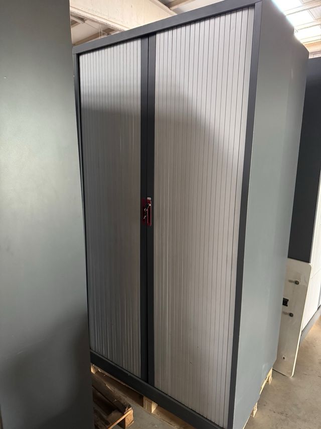 Armario metal puertas correderas gran capacidad