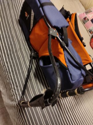 Mochila portabebés montaña