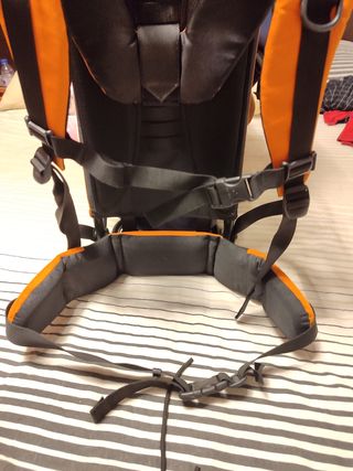 Mochila portabebés montaña