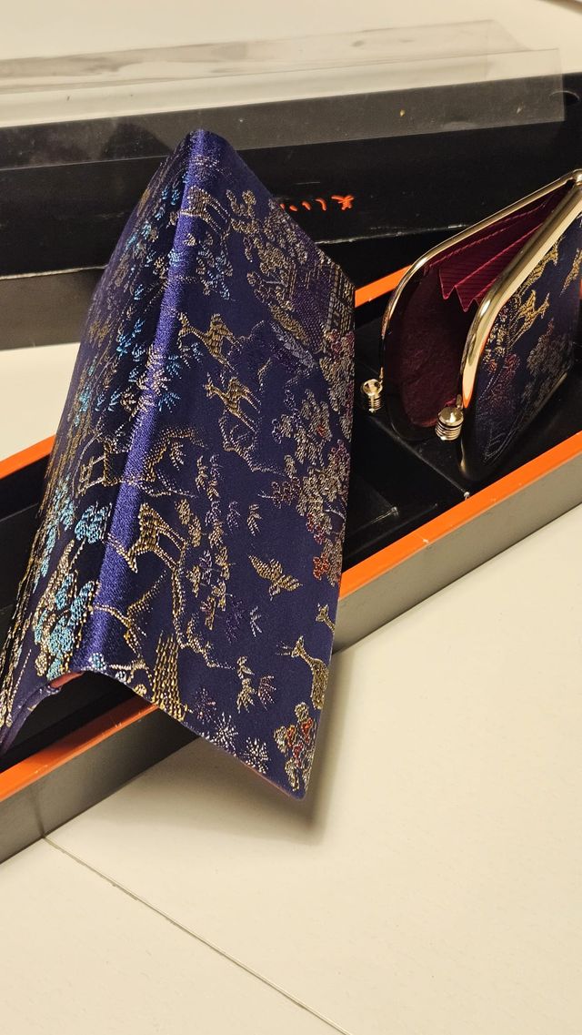 Portafoglio e portamonete giapponese