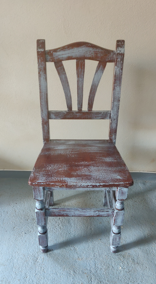 sillas madera efecto vintage