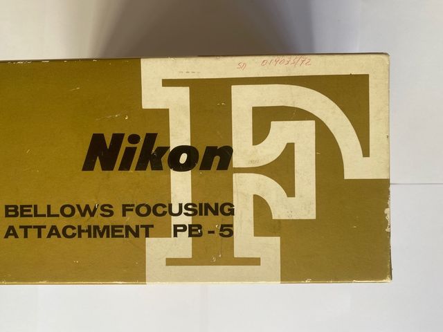 Caja original camara nikon F