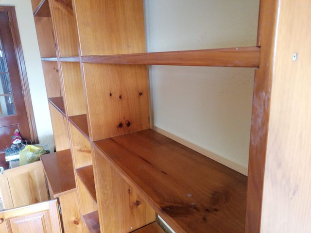 Mueble salón modular, madera, versátil, robusto