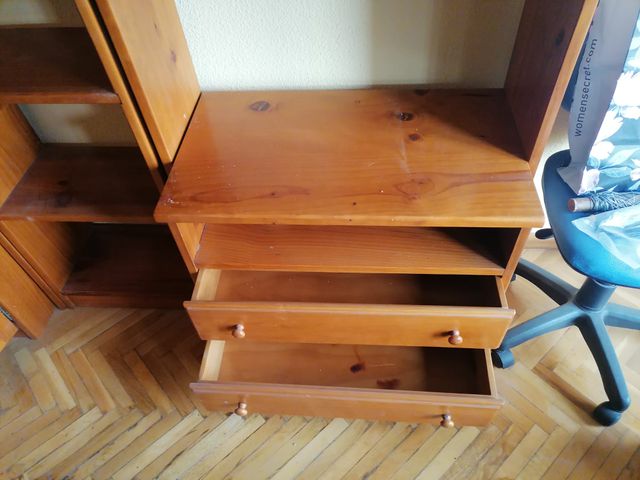 Mueble salón modular, madera, versátil, robusto