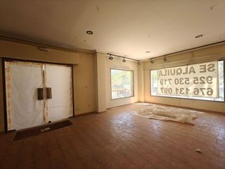 Local comercial en venta en Azucaica - Santa María de Benquerencia en Toledo