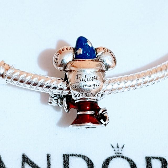 Charm plata de ley Mickey mouse aprendiz