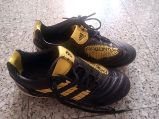 Botas futbol de niño 