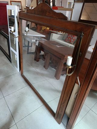Espejo de baño en madera con apliques