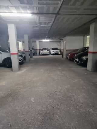 Plaza aparcamiento  Llinars del Valles y Cardedeu 