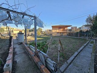 Solar en venta en Abrera