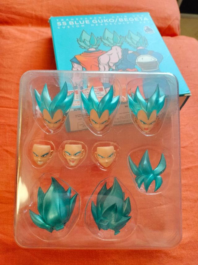 Set de caras para Goku y Vegeta
