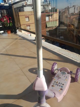 Patinete HELLO KITTY