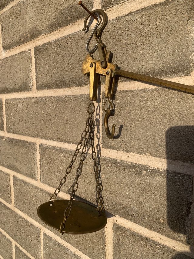 Bilancia vintage di ottone piccola da collezione