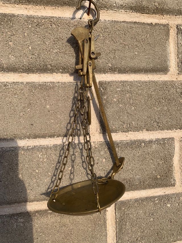 Bilancia vintage di ottone piccola da collezione