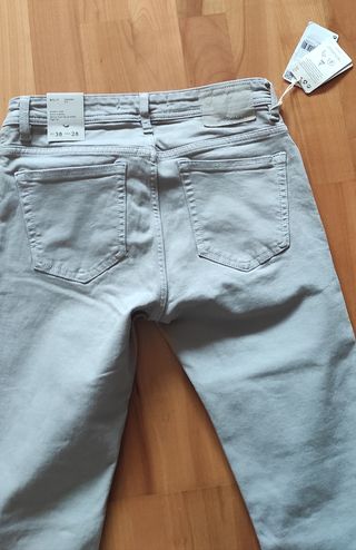 Pantalón chico Mango gris