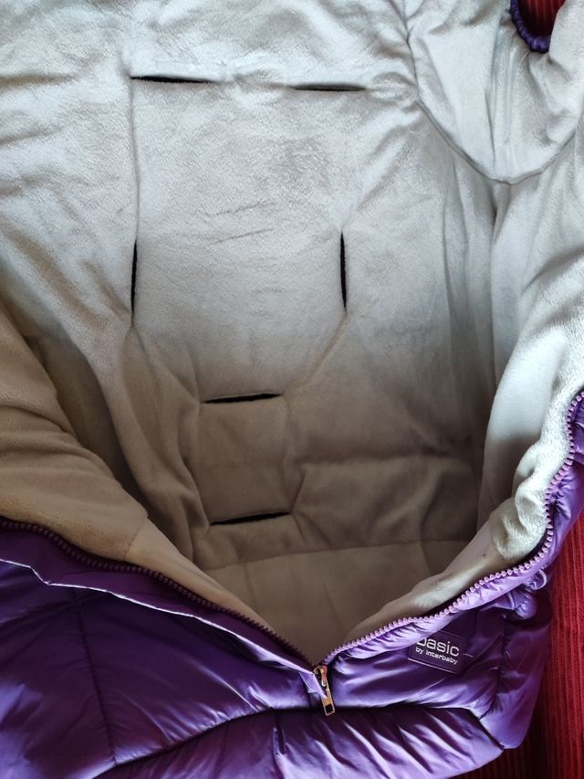 Saco silla de bebé con forro polar