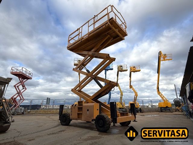 PLATAFORMA ELEVADORA DIÉSEL HAULOTTE H12 SDX
