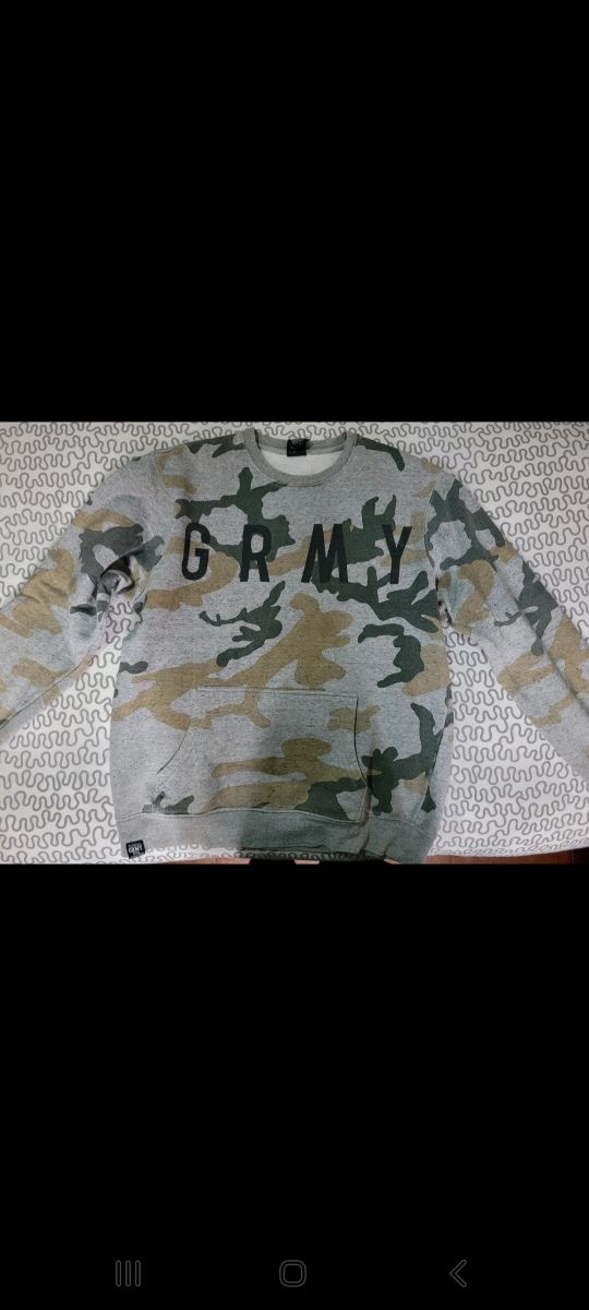 Sudadera marca grimey