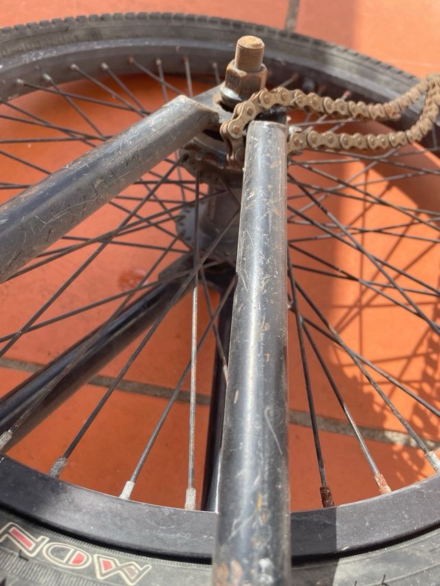 Cuadro y rueda trasera BMX Free style EIGHTIES 21”